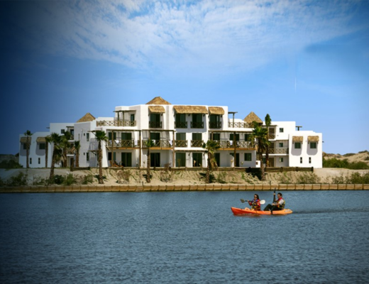 Isla Cortés paseo en Kayak