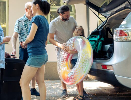 Disfruta un fin de semana inolvidable en Isla Cortés, Nuevo Altata, a solo 45 minutos de Culiacán. Playa, piscina y actividades para toda la familia.